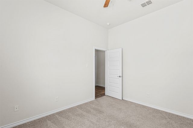 112 Mockingbird Hill Drive, Joshua, TX 76058