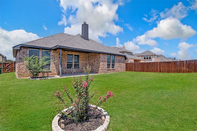 112 Mockingbird Hill Drive, Joshua, TX 76058