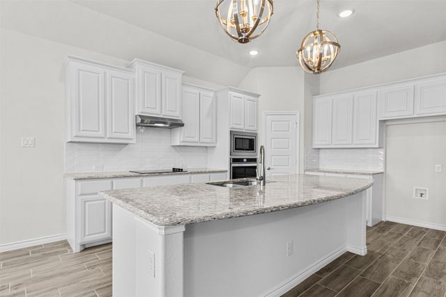 112 Mockingbird Hill Drive, Joshua, TX 76058