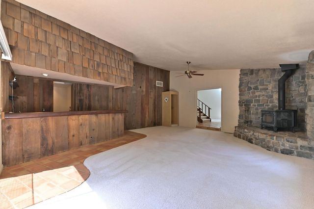 24050 Carson Dr, Pioneer, CA 95666