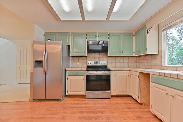 24050 Carson Dr, Pioneer, CA 95666