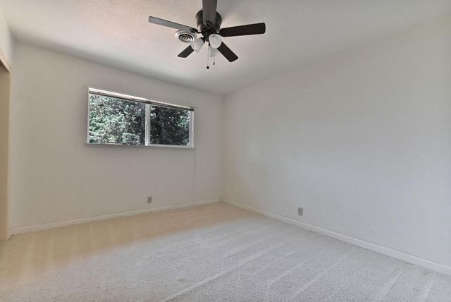 24050 Carson Dr, Pioneer, CA 95666