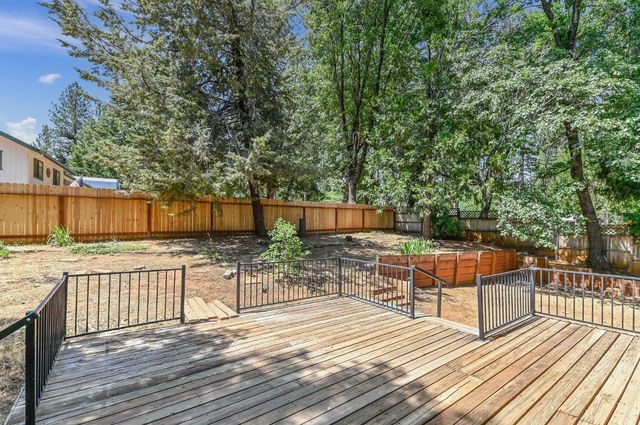 24050 Carson Dr, Pioneer, CA 95666