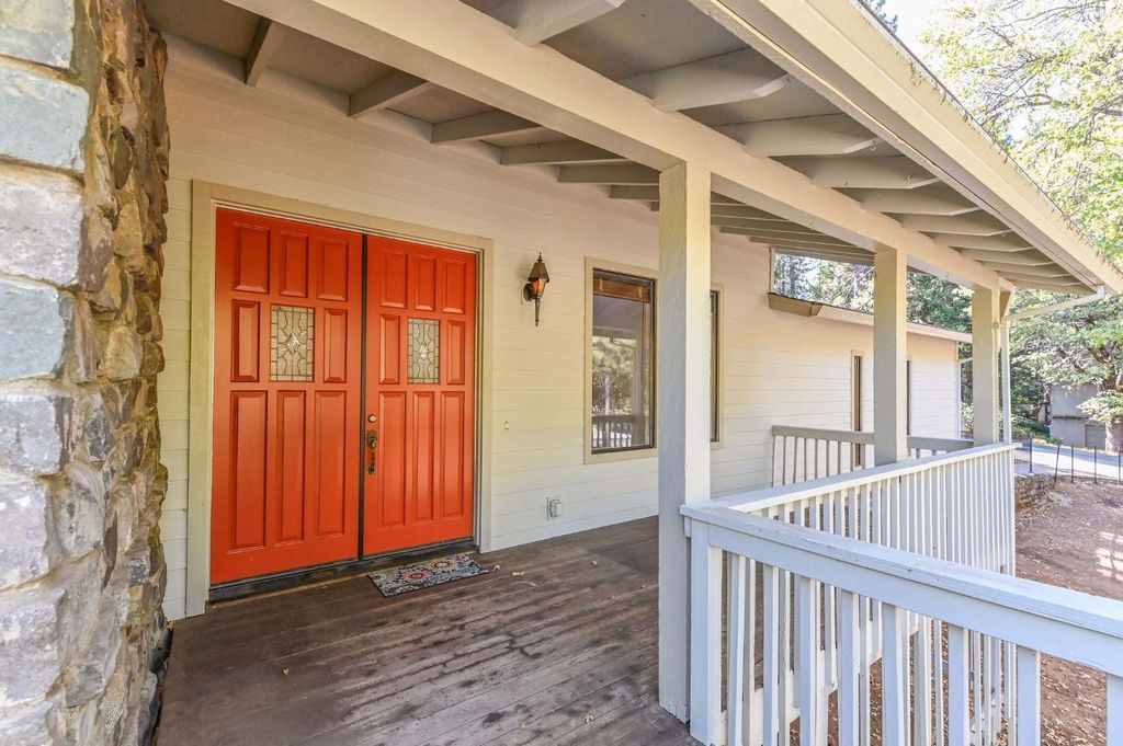 24050 Carson Dr, Pioneer, CA 95666