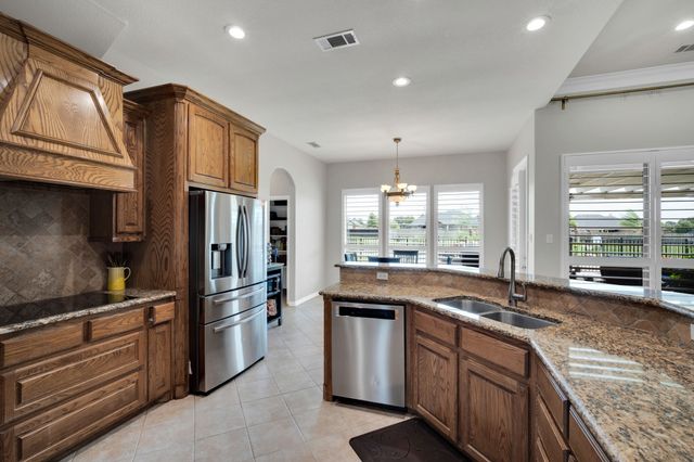 3133 Belmont Lane, Terrell, TX 75160