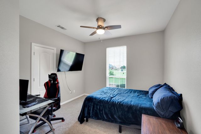 3133 Belmont Lane, Terrell, TX 75160