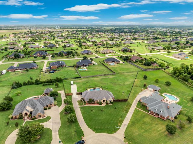 3133 Belmont Lane, Terrell, TX 75160