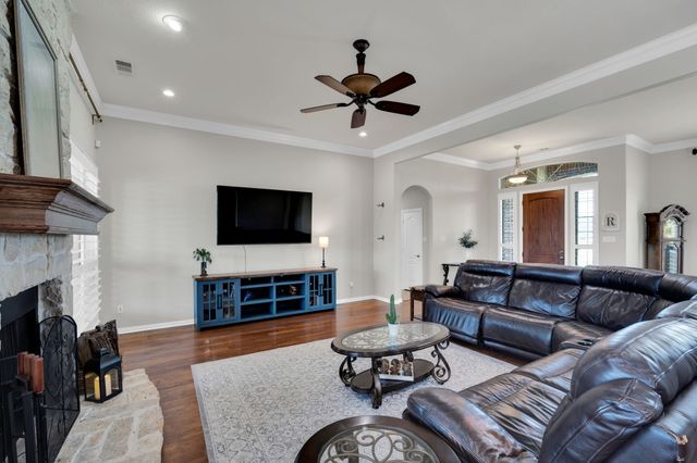 3133 Belmont Lane, Terrell, TX 75160