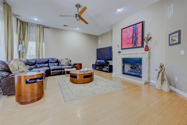 10740 Bramblecrest DR, Austin, TX 78726