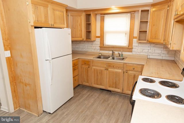 329-331 E. CHURCH STREET, Lock Haven, PA 17745