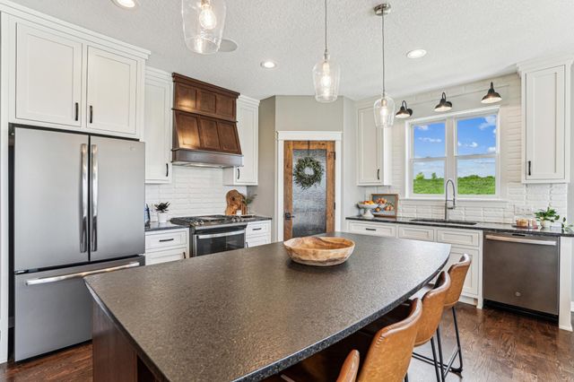 584 Reynolds Street, River Falls, WI 54022