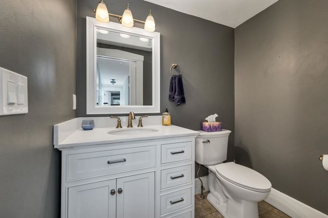 236 Main Street, Candia, NH 03034