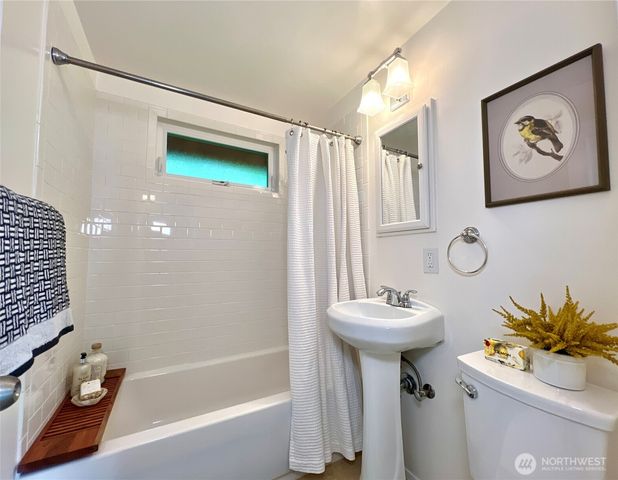7919 45th Avenue S, Seattle, WA 98118
