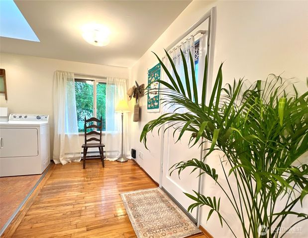 7919 45th Avenue S, Seattle, WA 98118