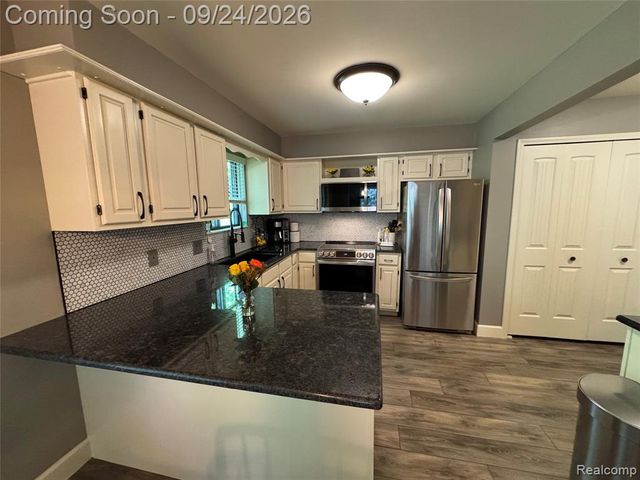 4789 Curtis Lane, Clarkston, MI 48346