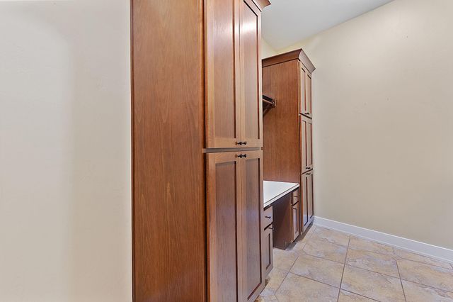 6995 Monument Drive, Grants Pass, OR 97526