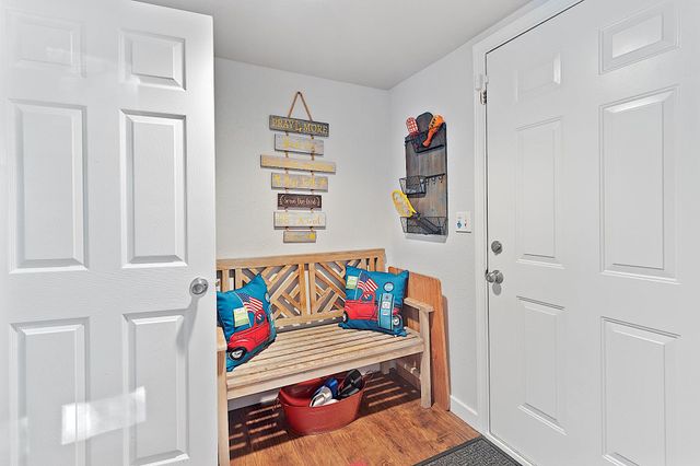 6995 Monument Drive, Grants Pass, OR 97526