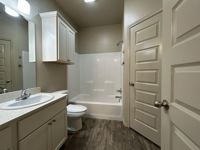 2134 10th Street, Lubbock, TX 79401