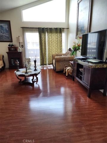 15116 S Raymond Avenue 104, Gardena, CA 90247