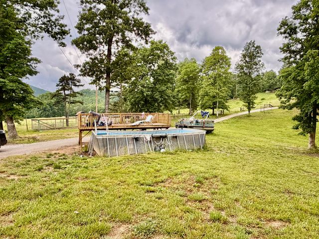 915 Oscar Morgan Road, Strunk, KY 42649