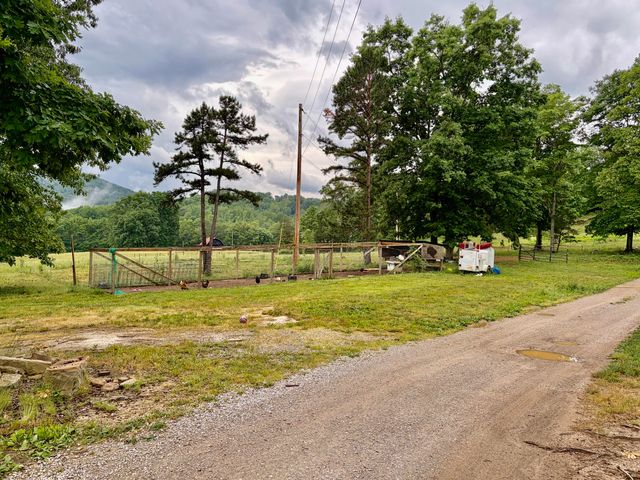915 Oscar Morgan Road, Strunk, KY 42649