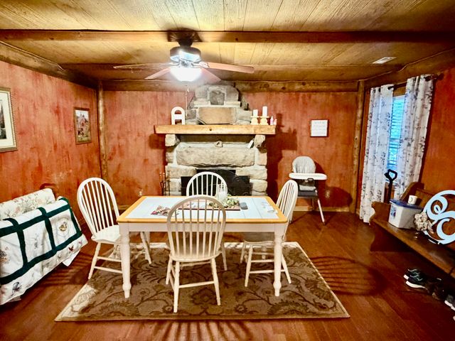 915 Oscar Morgan Road, Strunk, KY 42649