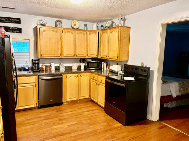 915 Oscar Morgan Road, Strunk, KY 42649