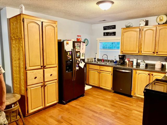 915 Oscar Morgan Road, Strunk, KY 42649