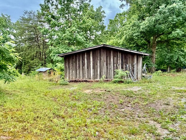 915 Oscar Morgan Road, Strunk, KY 42649