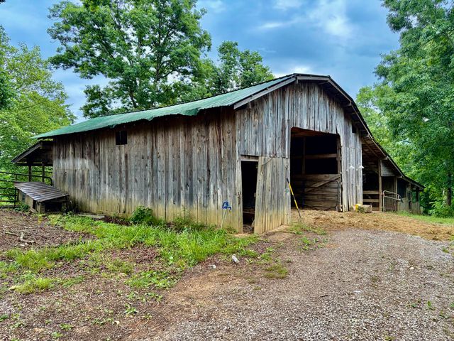915 Oscar Morgan Road, Strunk, KY 42649
