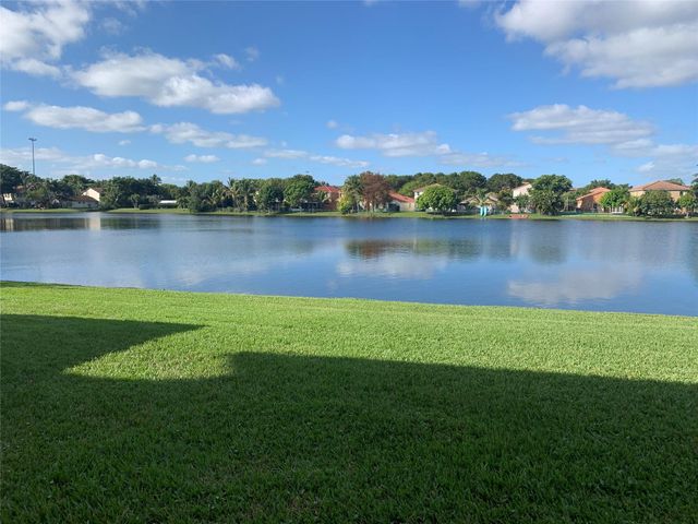 312 NW 106TH TE 312, Pembroke Pines, FL 33026