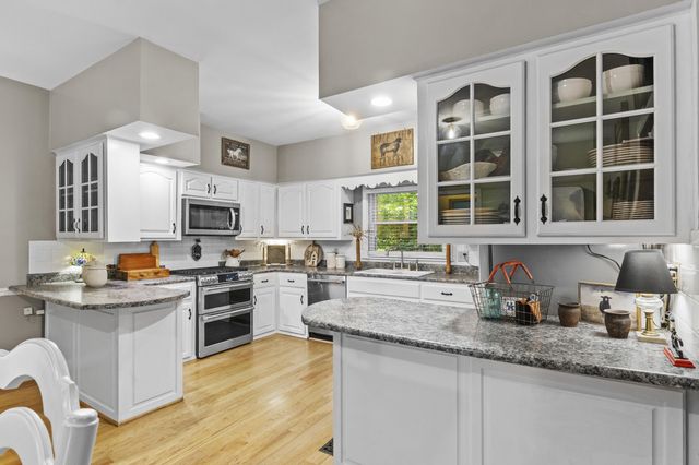342 N Main Street, Harrodsburg, KY 40330