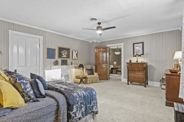 342 N Main Street, Harrodsburg, KY 40330