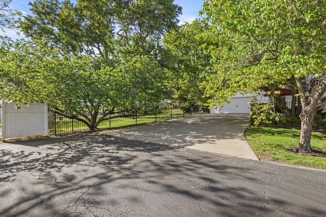 342 N Main Street, Harrodsburg, KY 40330