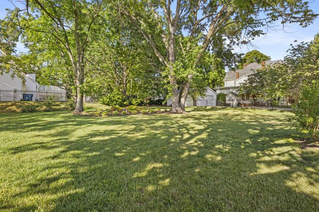 342 N Main Street, Harrodsburg, KY 40330