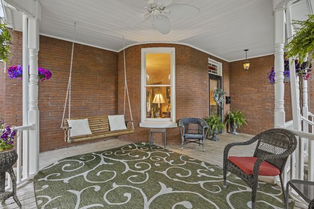 342 N Main Street, Harrodsburg, KY 40330