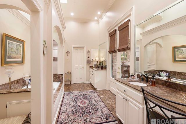 12455 Windermere Oaks Ct, Baton Rouge, LA 70810