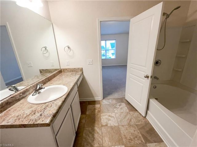 211 Sumter Court, Burlington, NC 27217