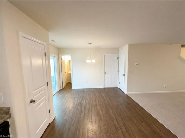 211 Sumter Court, Burlington, NC 27217