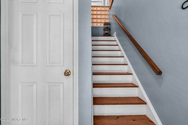 364 Mayfair Place, Morganville, NJ 07751