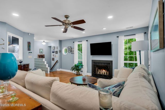 364 Mayfair Place, Morganville, NJ 07751