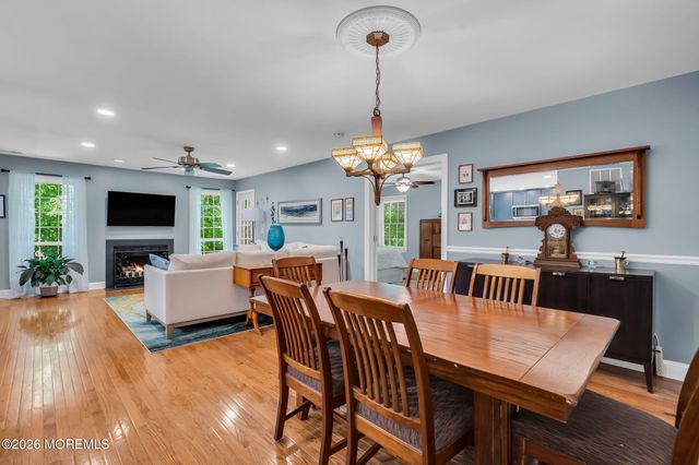 364 Mayfair Place, Morganville, NJ 07751