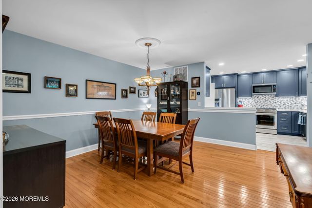 364 Mayfair Place, Morganville, NJ 07751