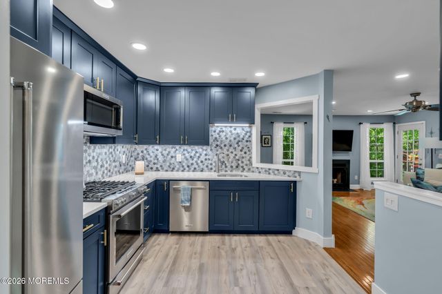 364 Mayfair Place, Morganville, NJ 07751