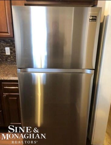 1134 Wayburn Street 2S, Grosse Pointe Park, MI 48236