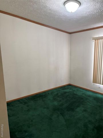 312 Black Oak, Flint, MI 48506