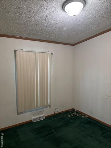 312 Black Oak, Flint, MI 48506