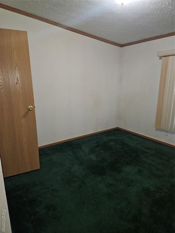 312 Black Oak, Flint, MI 48506