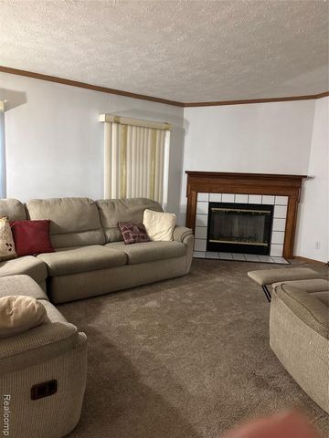 312 Black Oak, Flint, MI 48506