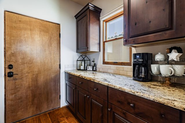 4308 Willow View Lane NW, Albuquerque, NM 87120